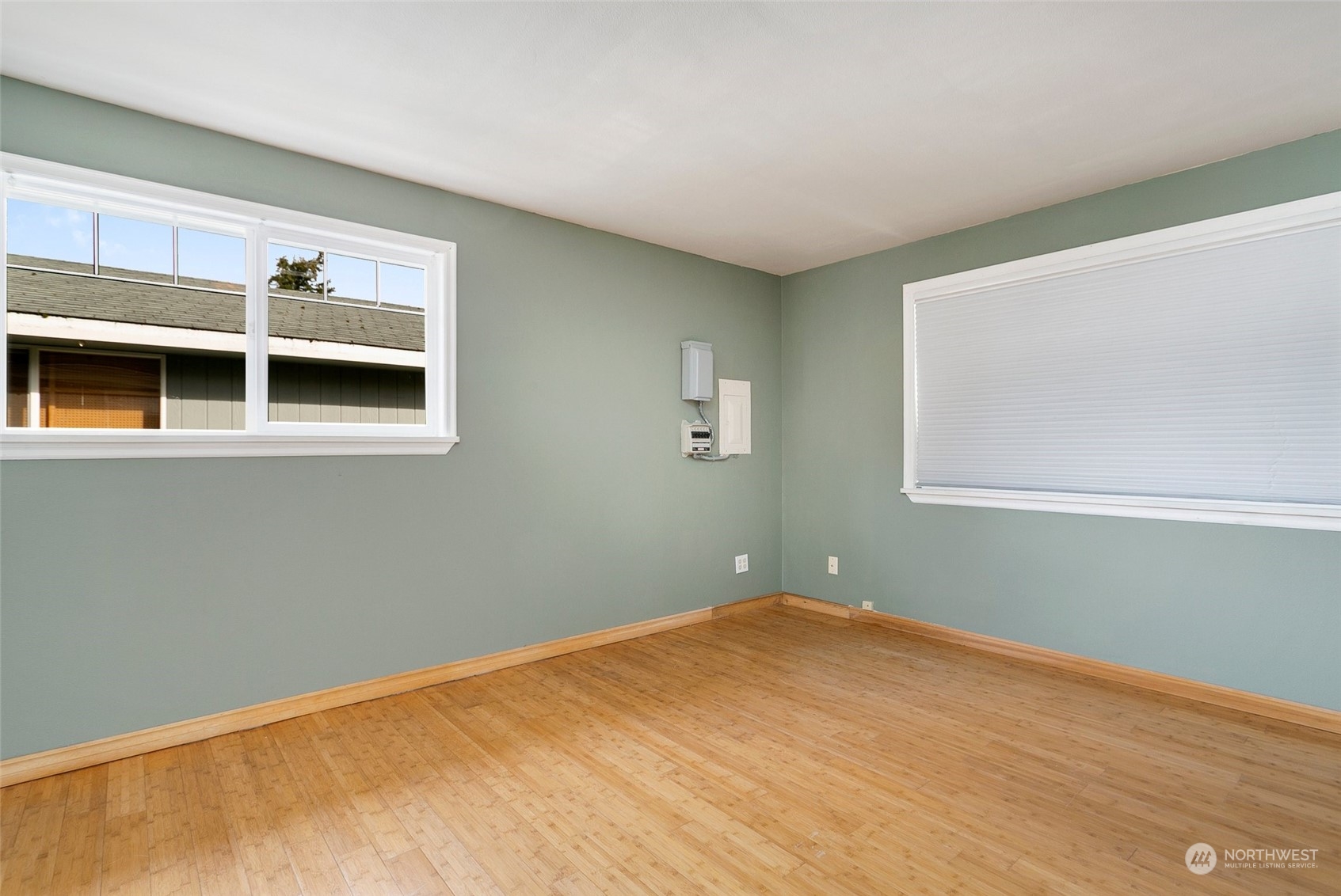 965 Hoquiam Avenue Northeast Renton, WA 98059 - Photo 25 of 37 a view of a room with a large window