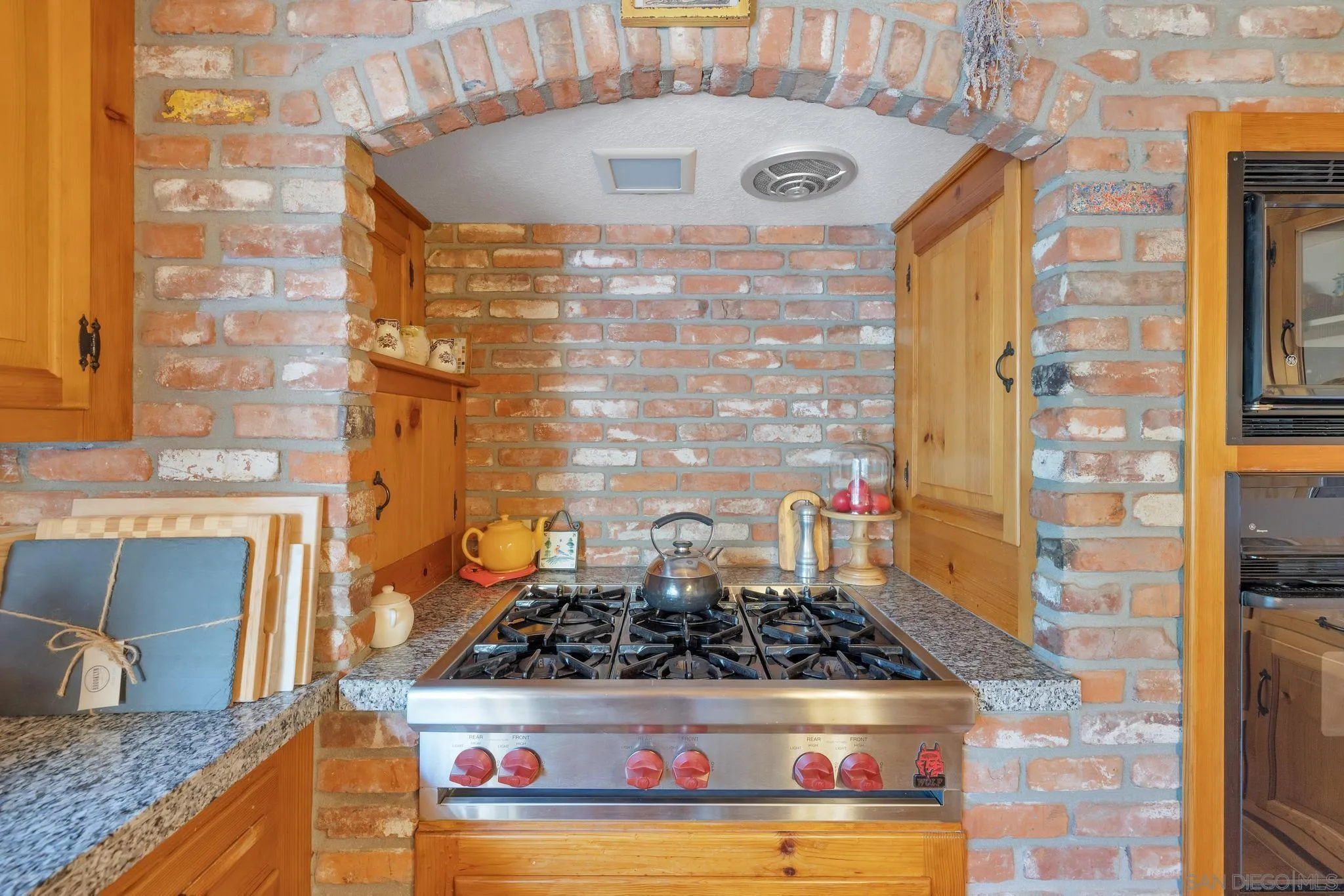 2207 Sunset Drive Julian, CA 92036 - Photo 24 of 65