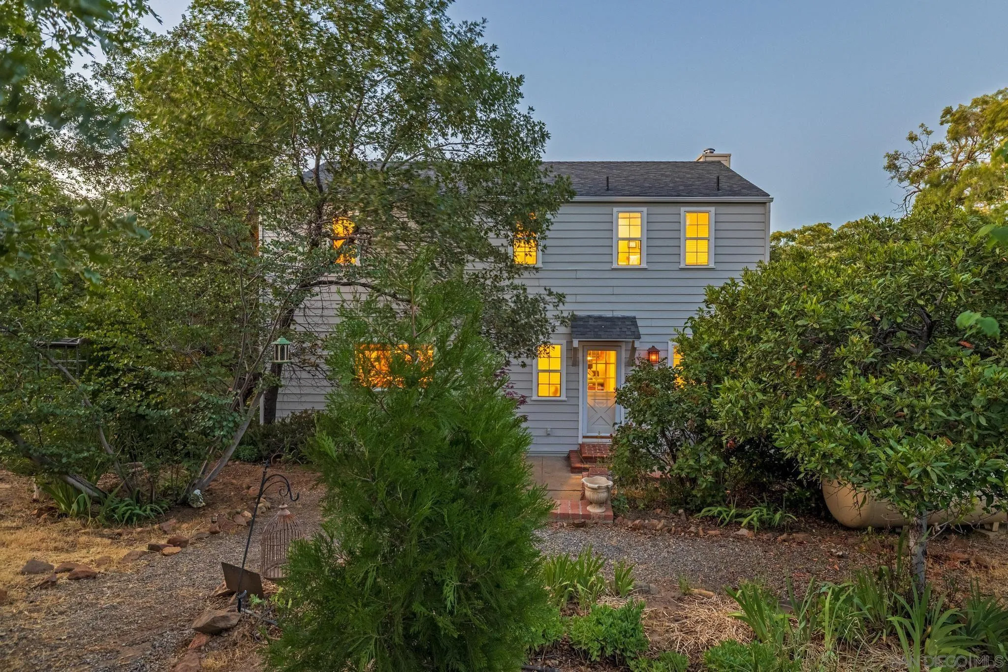 2207 Sunset Drive Julian, CA 92036 - Photo 5 of 65