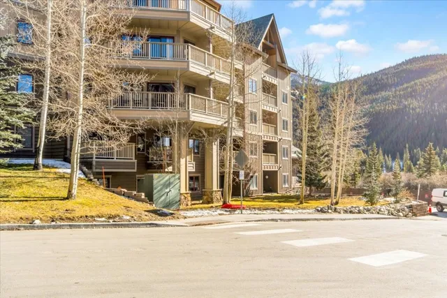a view of a glass building
