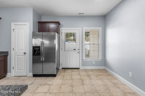 $1,250 | 201 Toucan Way, Hubert, NC 28539