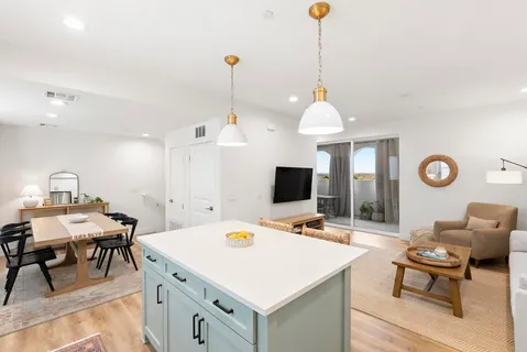 $1,050,000 | 13480 Lopelia Meadows Place, Unit 111, San Diego, CA 92130