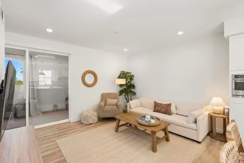 $1,050,000 | 13480 Lopelia Meadows Place, Unit 111, San Diego, CA 92130