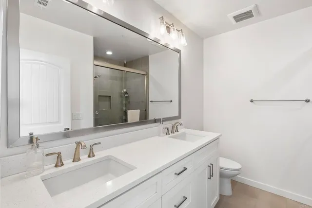 $1,050,000 | 13480 Lopelia Meadows Place, Unit 111, San Diego, CA 92130