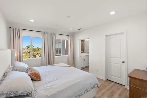 $1,050,000 | 13480 Lopelia Meadows Place, Unit 111, San Diego, CA 92130