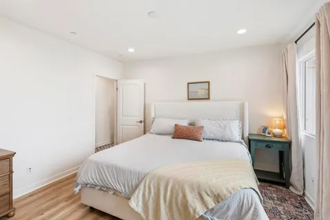 $1,050,000 | 13480 Lopelia Meadows Place, Unit 111, San Diego, CA 92130