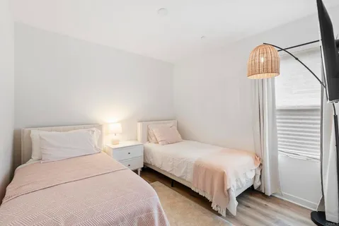 $1,050,000 | 13480 Lopelia Meadows Place, Unit 111, San Diego, CA 92130