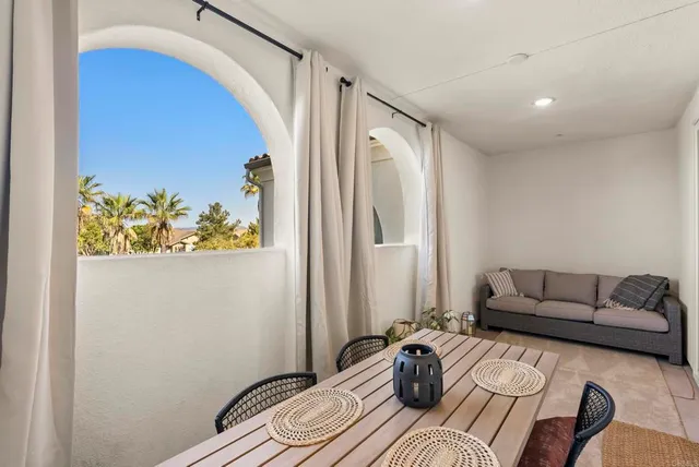 $1,050,000 | 13480 Lopelia Meadows Place, Unit 111, San Diego, CA 92130