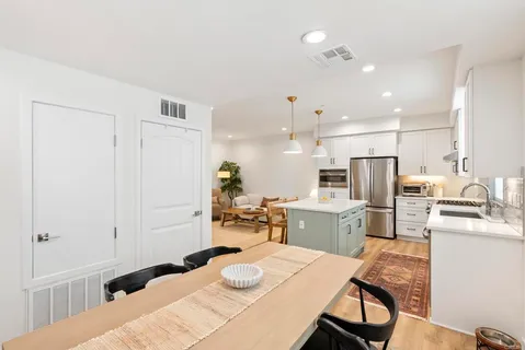 $1,050,000 | 13480 Lopelia Meadows Place, Unit 111, San Diego, CA 92130