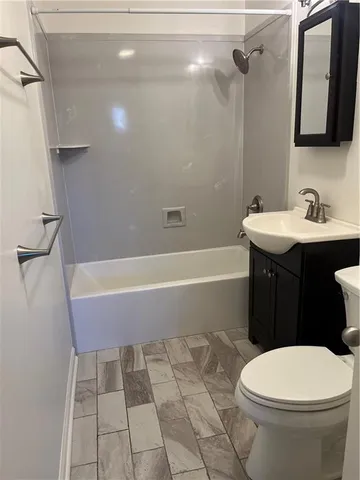 $2,350 | 1424 Hesper Avenue, Metairie, LA 70005