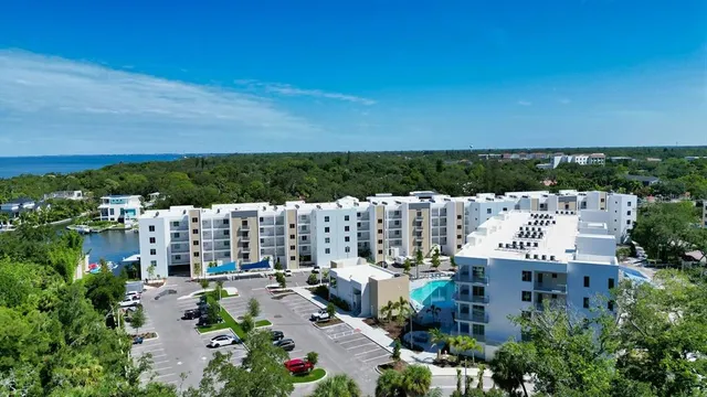 $585,000 | 1703 North Tamiami Trail, Unit 404, Sarasota, FL 34236