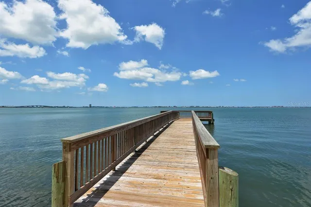 $585,000 | 1703 North Tamiami Trail, Unit 404, Sarasota, FL 34236