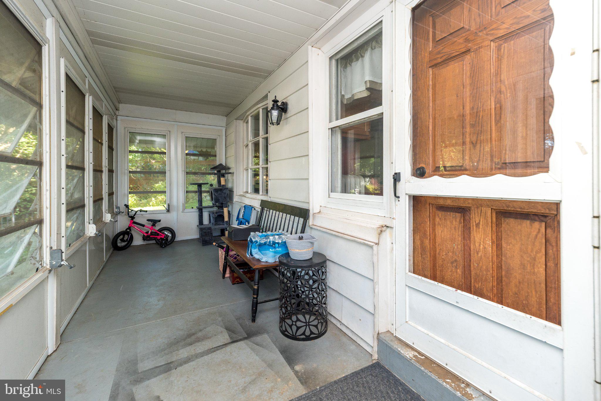 109 Ridge Street Reading, PA 19607 - Photo 7 of 41 Charming entryway with rustic appeal.