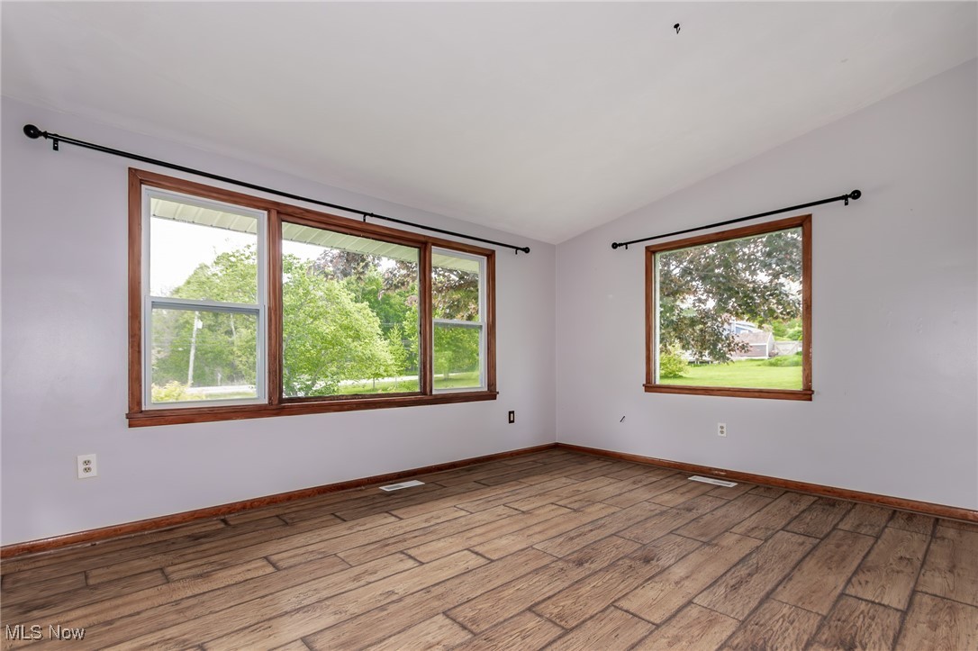 9936 Ravenna Road Chardon, OH 44024 - Photo 20 of 38