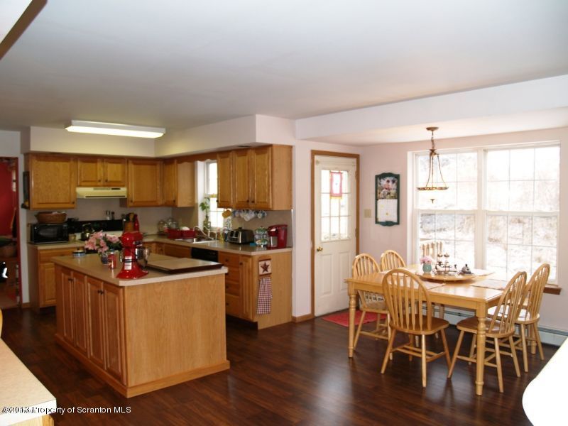 6 Spudeno Road Moscow, PA 18444 - Photo 11 of 21 Gallery Image 11