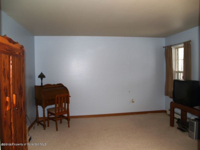 6 Spudeno Road Moscow, PA 18444 - Photo 10 of 21 Gallery Image 10