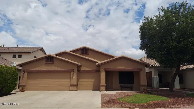 $2,495 | 12838 West Indianola Avenue, Avondale, AZ 85392