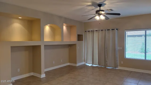 $2,495 | 12838 West Indianola Avenue, Avondale, AZ 85392