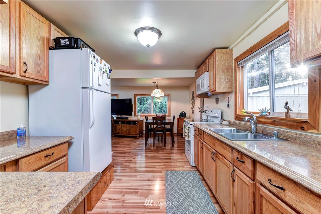 16729 Three Lakes Road Snohomish, WA 98290 - Photo 14 of 30
