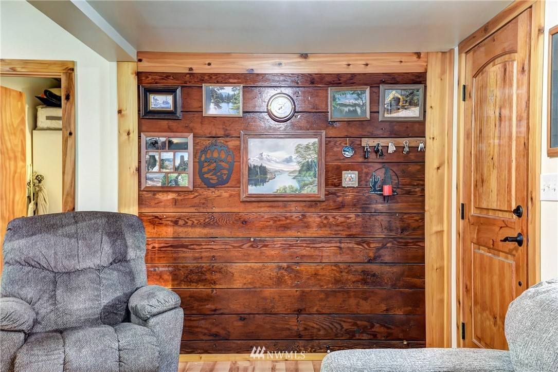 16729 Three Lakes Road Snohomish, WA 98290 - Photo 4 of 30
