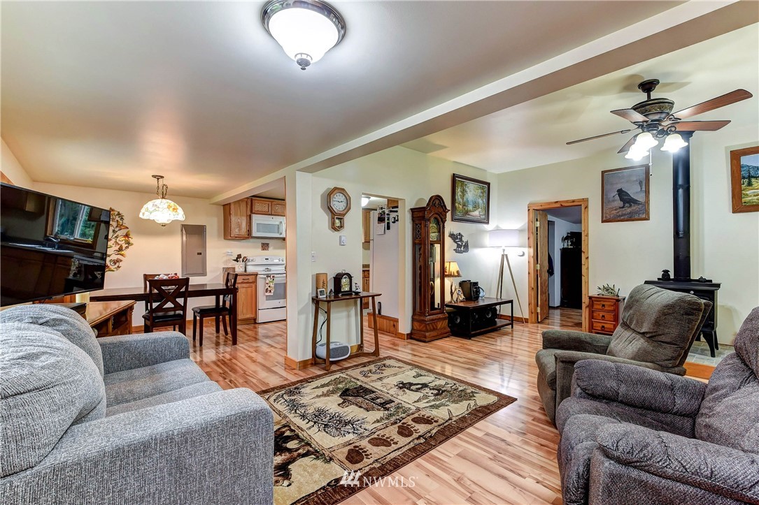 16729 Three Lakes Road Snohomish, WA 98290 - Photo 5 of 30