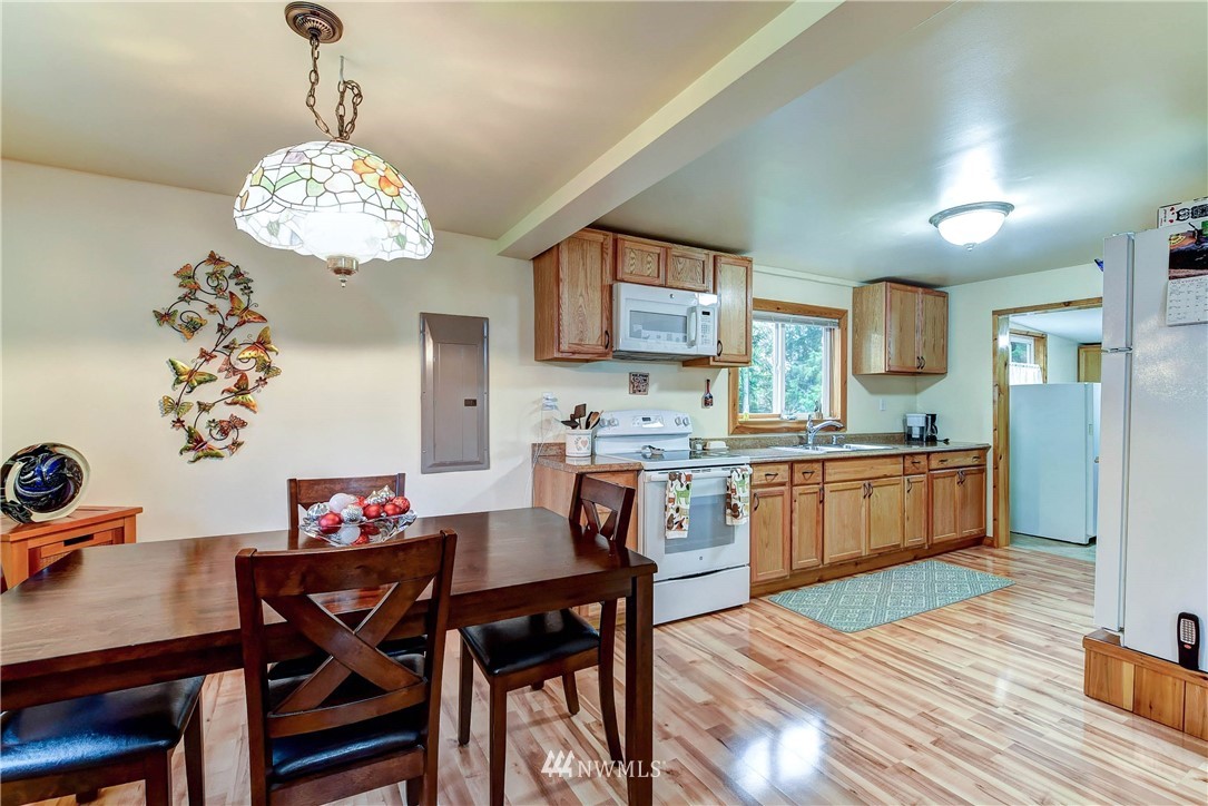 16729 Three Lakes Road Snohomish, WA 98290 - Photo 9 of 30