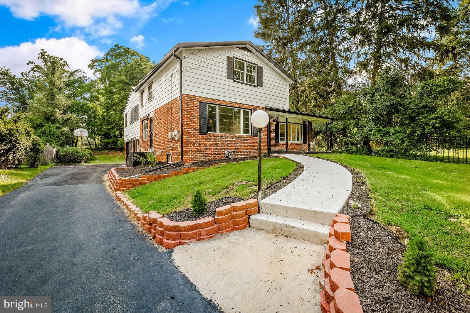 826 Pardee Lane Wyncote, PA 19095 - Photo 4 of 54