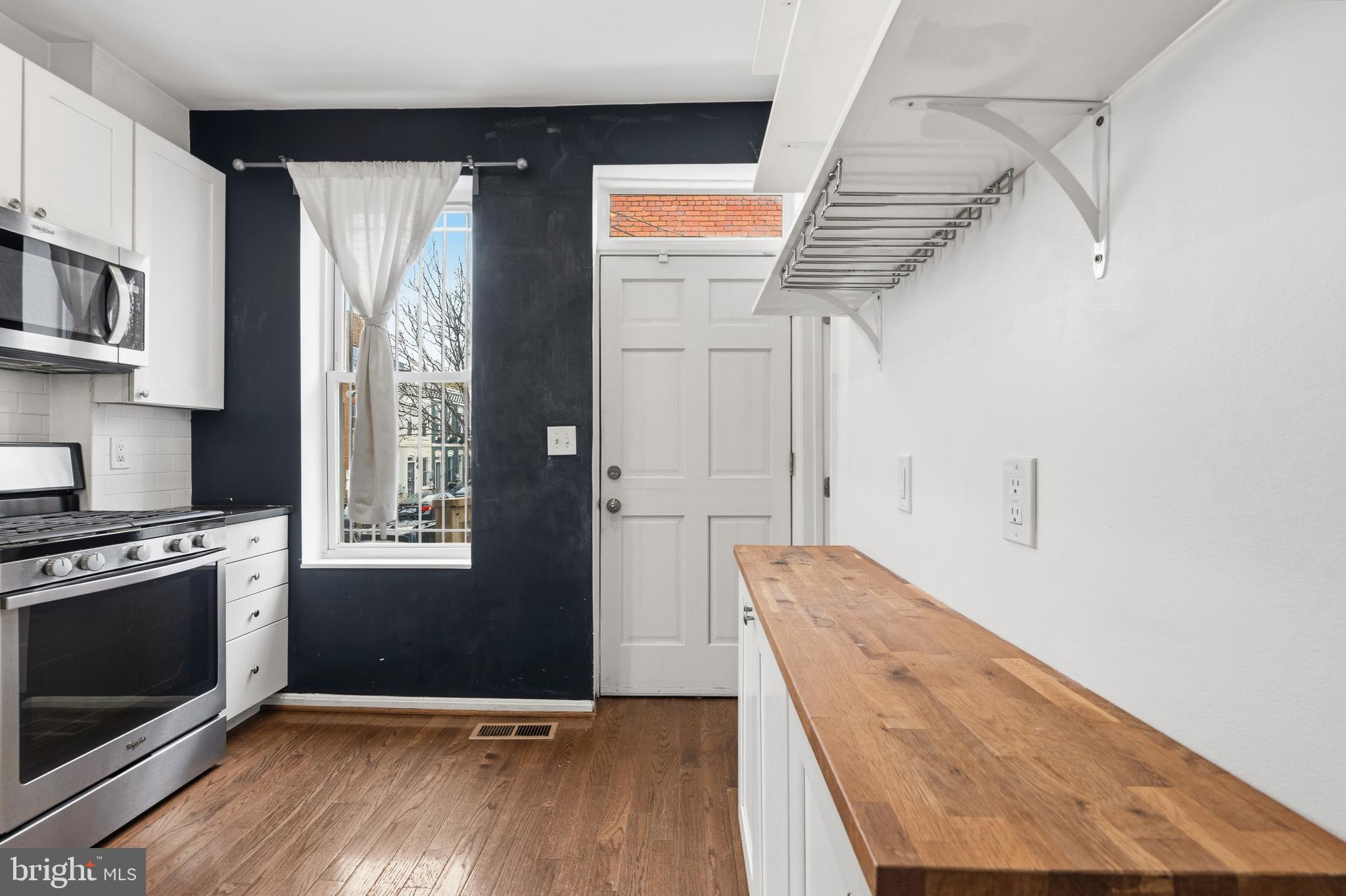 816 13th Street Northeast Washington, DC 20002 - Photo 12 of 32