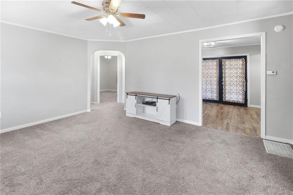 2806 Appleton Street Parsons, KS 67357 - Photo 5 of 23