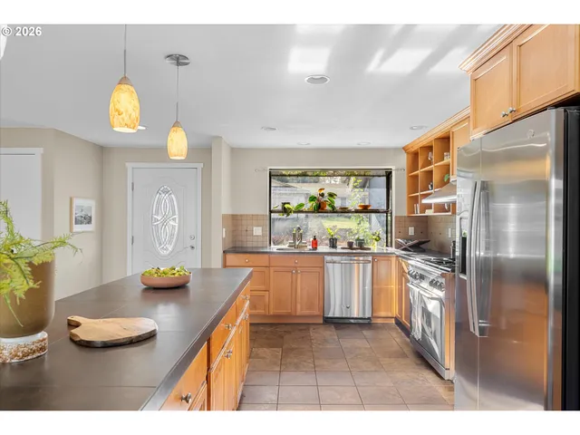 $575,000 | 14815 Southwest Bonnie Brae Street, Beaverton, OR 97007