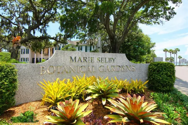 $425,000 | 1064 North Tamiami Trail, Unit 1206, Sarasota, FL 34236