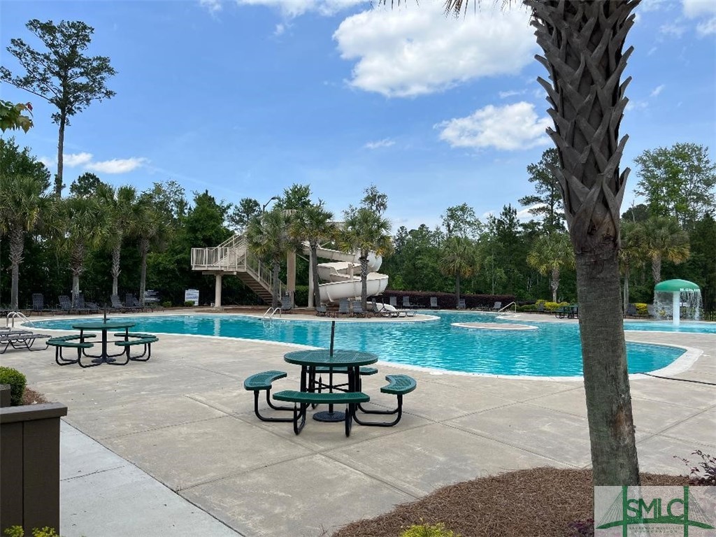 124 Whitehaven Road Savannah, GA 31407 - Photo 23 of 29 Community pool