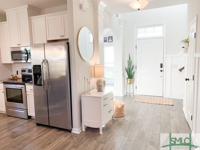 124 Whitehaven Road Savannah, GA 31407 - Photo 6 of 29 Grand entrance