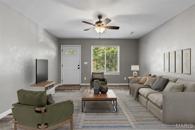 $154,900 | 1835 Woodland Trail, Unit 4, Farmington, MO 63640