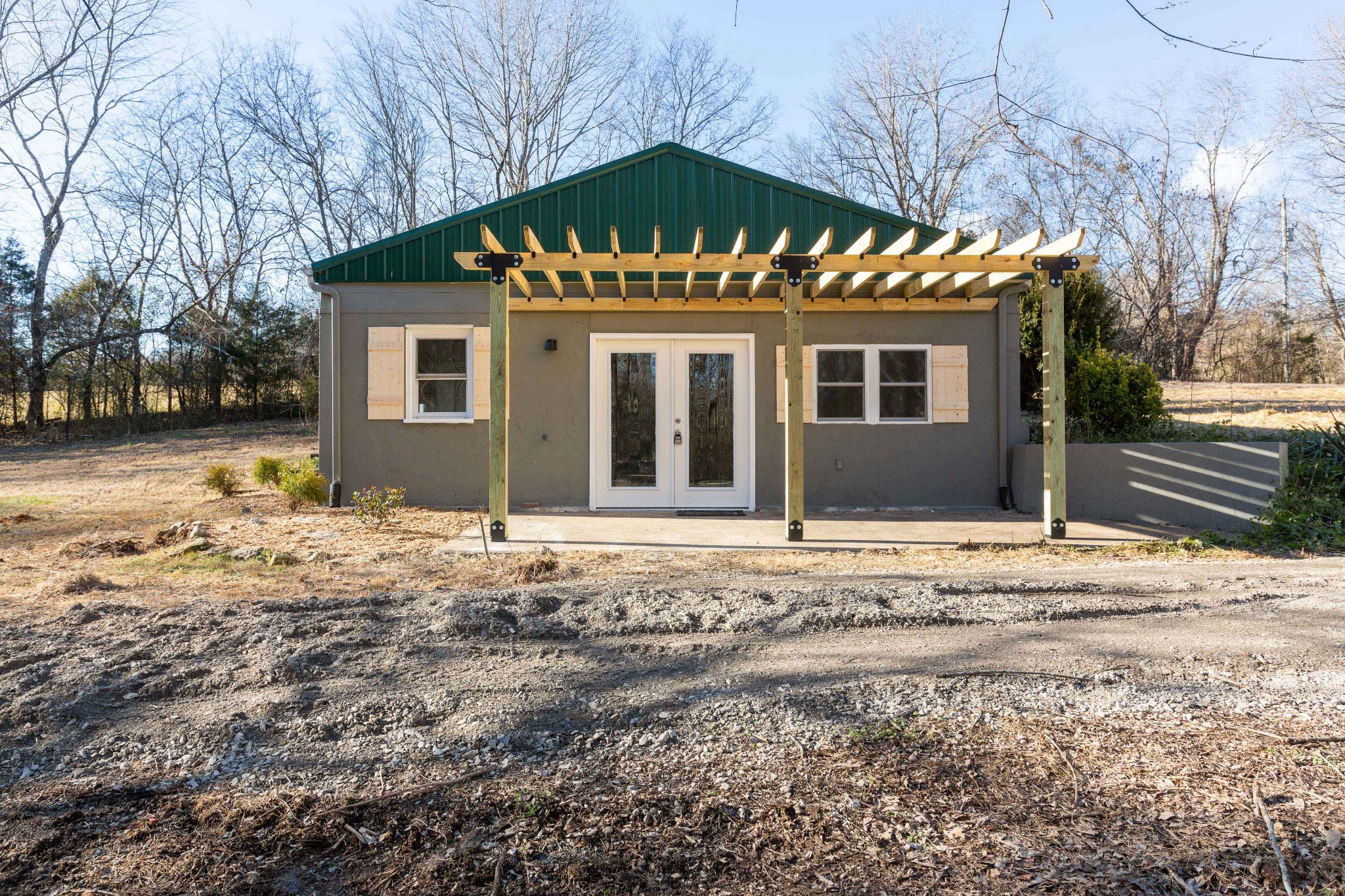 6169 Highway 76 Springfield, TN 37172 - Photo 2 of 34 a front view of house with yard