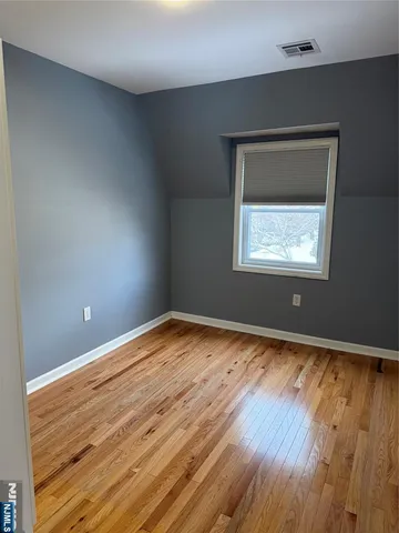 $2,950 | 87 Royal, Unit 2, Hawthorne, NJ 07506