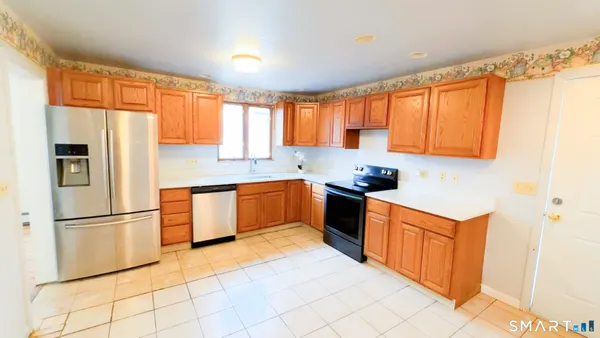 $317,500 | 25 Pleasant Street, Ansonia, CT 06401