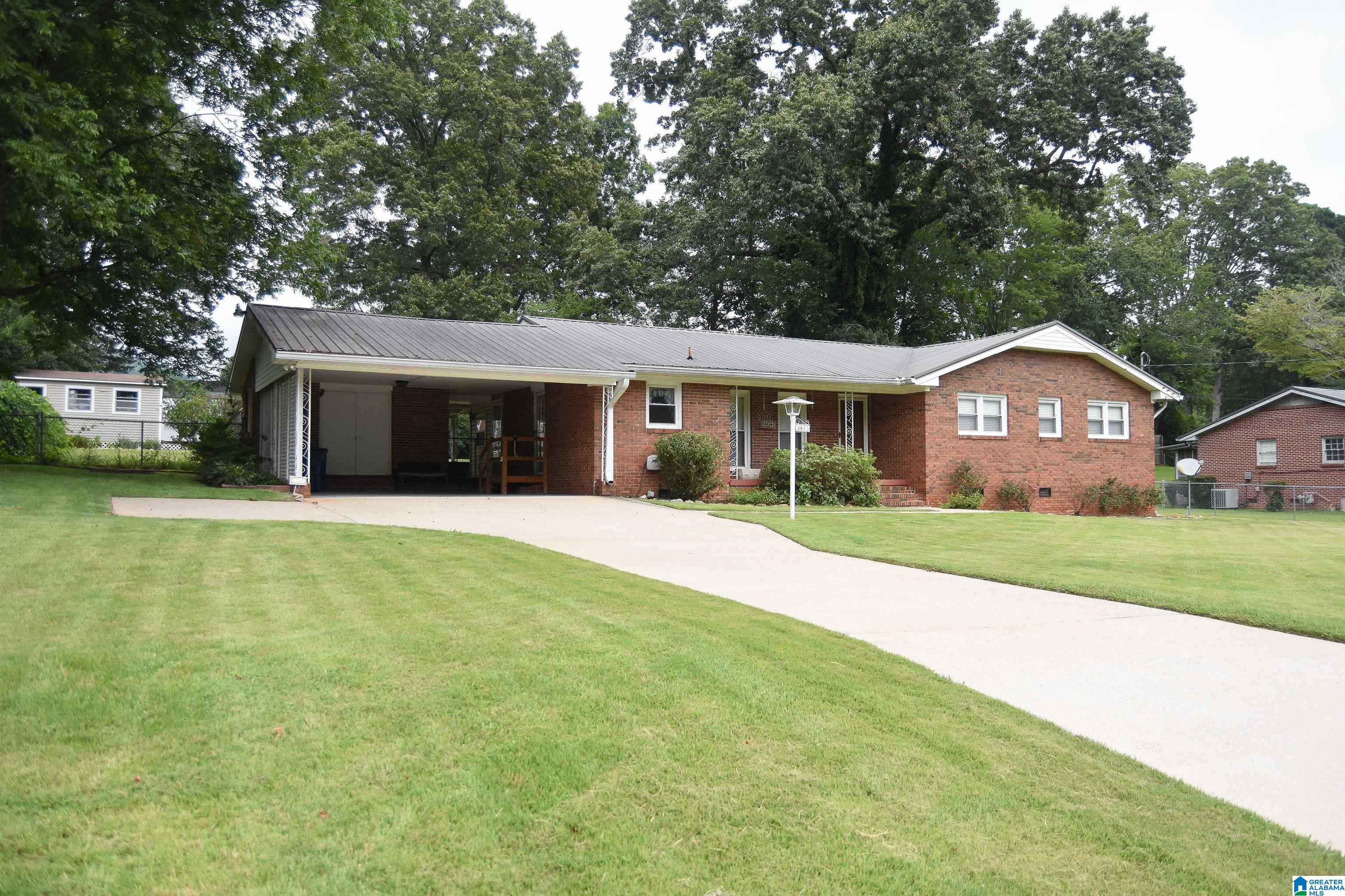 3913 Stratford Road Anniston, AL 36207 - Photo 2 of 46