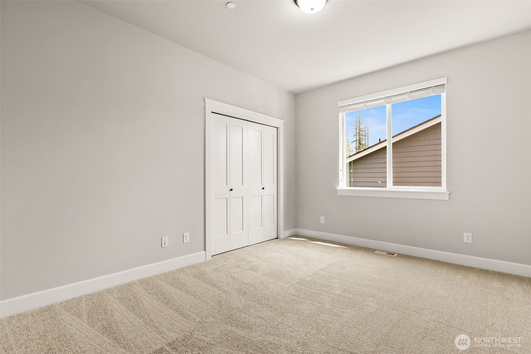 17 242nd Street Southeast Bothell, WA 98021 - Photo 27 of 39