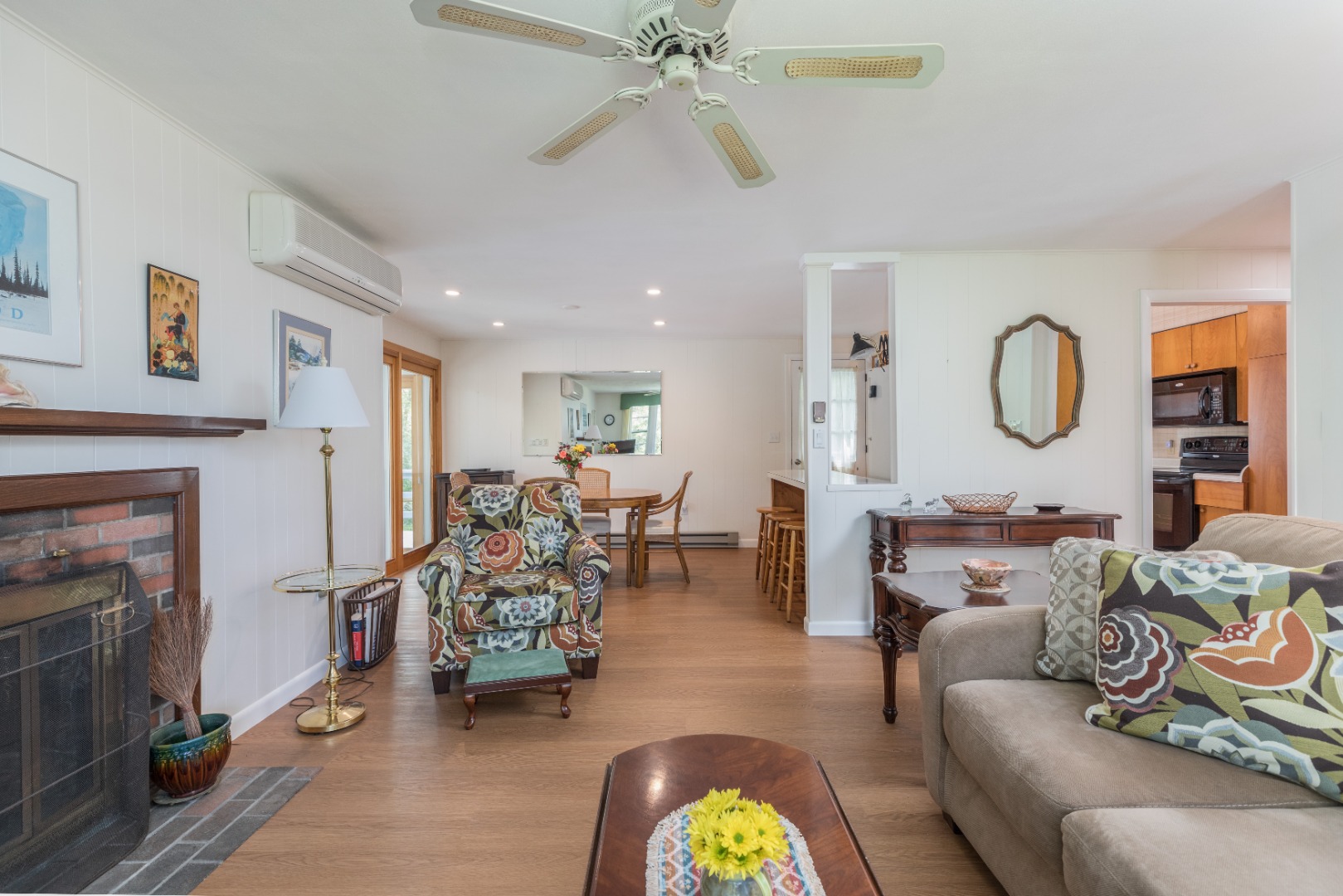 35 East Side Road Oak Bluffs, MA 02557 - Photo 4 of 41 Living room looking in to dining area
