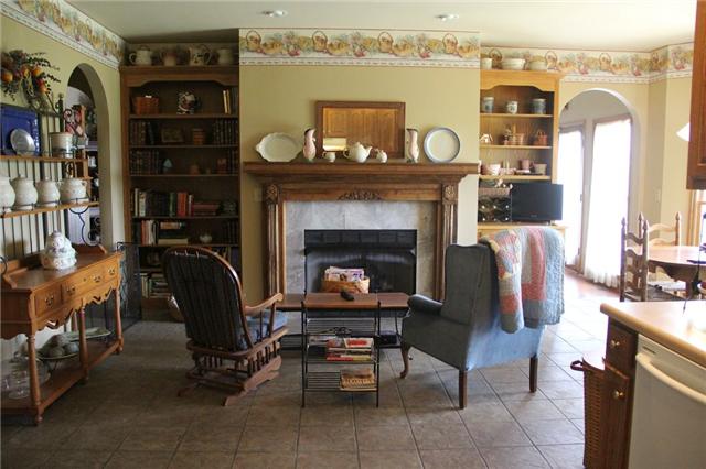 4 Spray Road Fayetteville, TN 37334 - Photo 7 of 20 Fireplace and sitting area in Breakfast nook