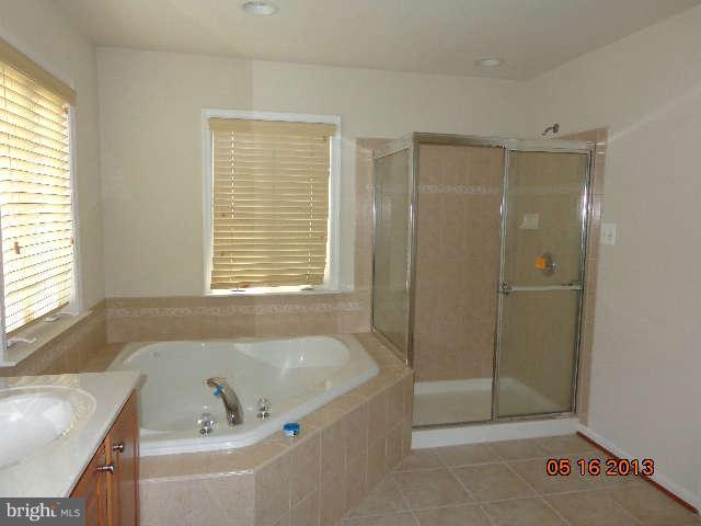 1605 Rising Ridge Road Mount Airy, MD 21771 - Photo 29 of 30 Bath (Master)