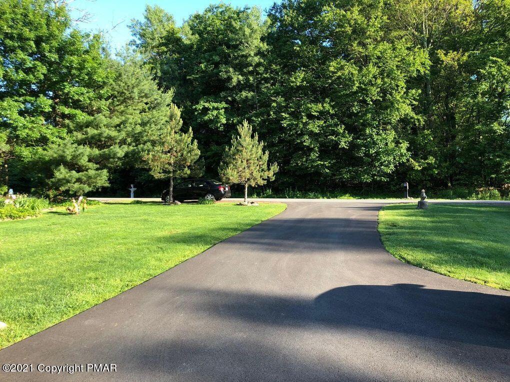337 Tara Hill Road Bartonsville, PA 18321 - Photo 5 of 37 a view of a park