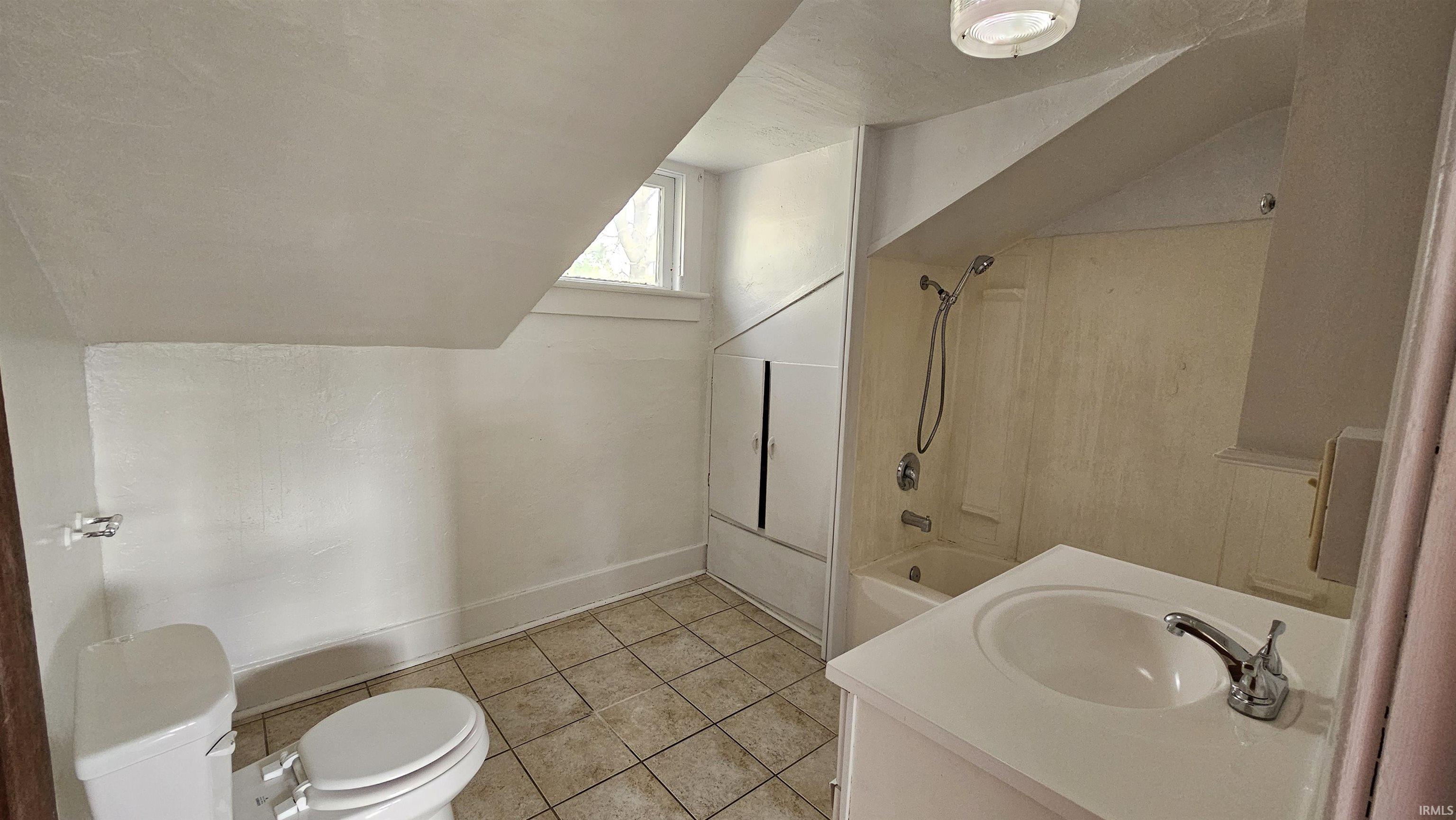 608 Main Street Auburn, IN 46706 - Photo 14 of 16