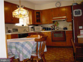 1526 State Road Coopersburg, PA 18036 - Photo 4 of 6 Gallery Image 4