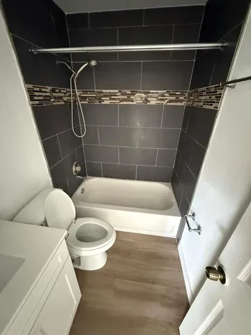 $1,850 | 900 East Tiffany Drive, Unit 1, West Palm Beach, FL 33407