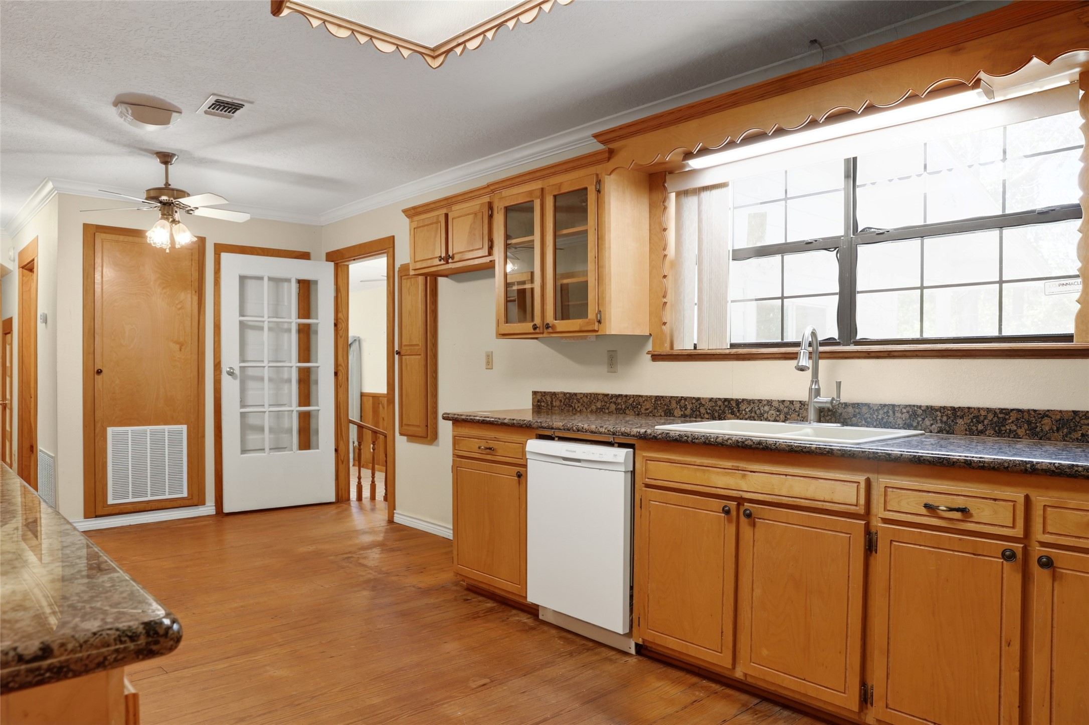 201 North Magnolia Street Corrigan, TX 75939 - Photo 13 of 44