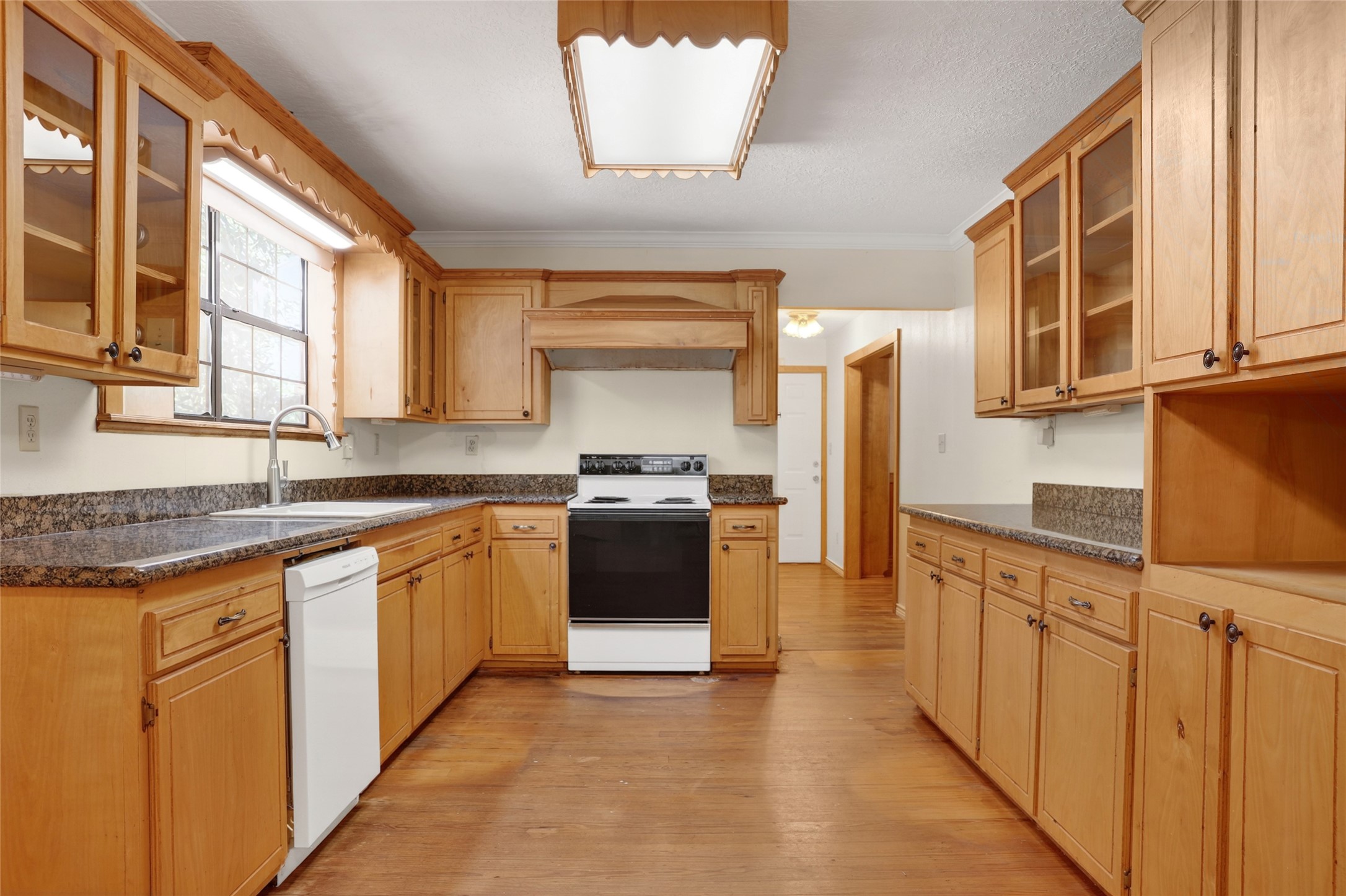 201 North Magnolia Street Corrigan, TX 75939 - Photo 15 of 44