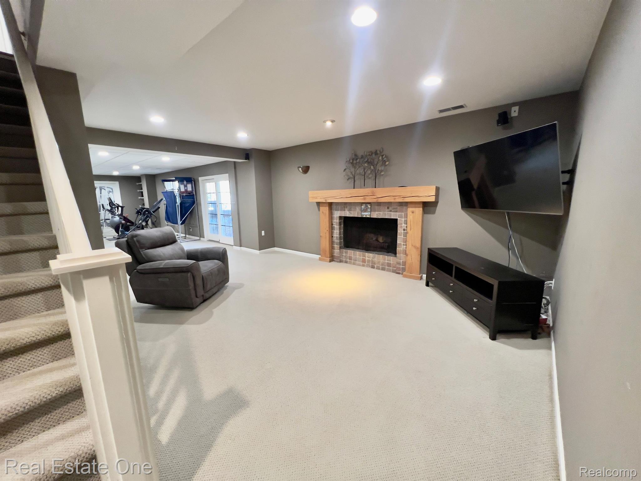 1660 North Livernois Road Rochester, MI 48306 - Photo 46 of 66 Gallery Image 46