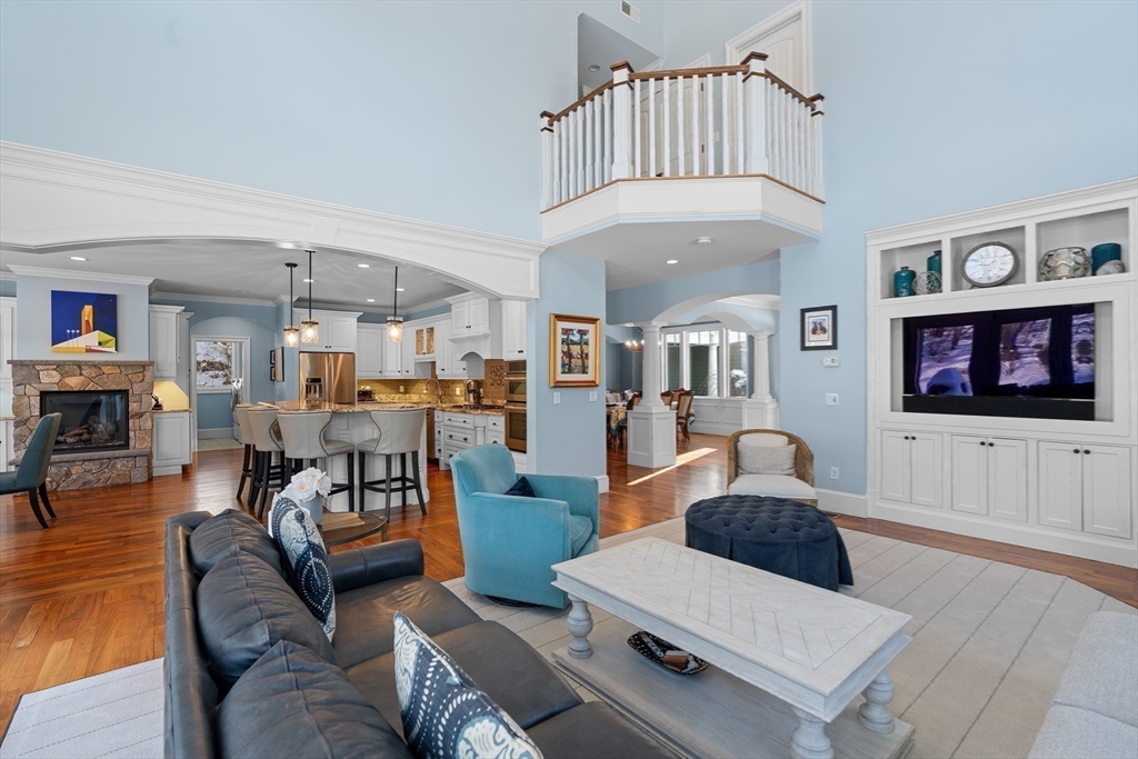 22 Pine Ridge Road Wayland, MA 01778 - Photo 8 of 19 Gallery Image 8